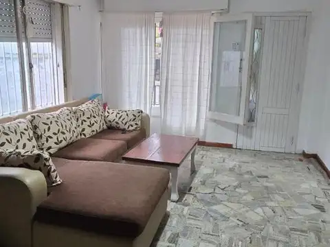 Casa Luis Guillon