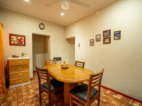 CASA EN VENTA 2 DORMITORIOS