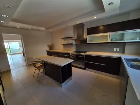 Departamento en Venta en La Lucila Libertador / Rio, USD 975.000