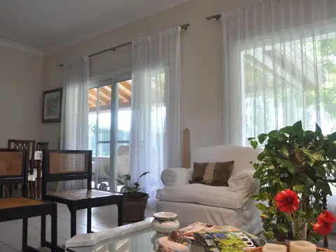 Casa en Venta en Pilar Golf Club, USD 450.000
