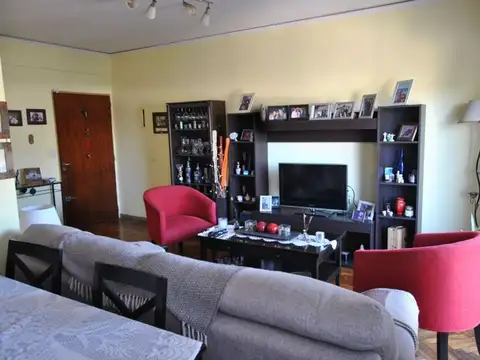 Avenida Larrazábal 2500