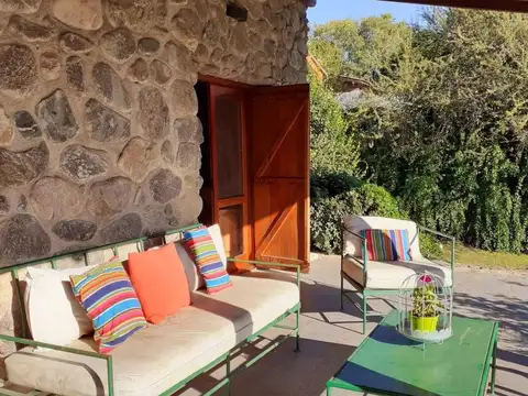 Oficina en Venta con 7 cocheras