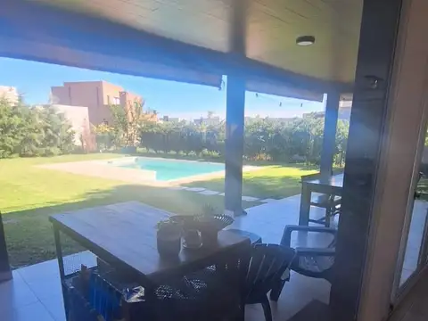 Casa en Alquiler Temporal de 3 dormitorios