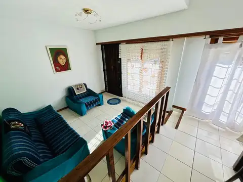 Depto Tipo Casa en Venta 42 años