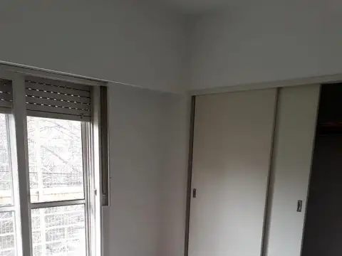 2 ambientes cómodo y luminoso con balcón