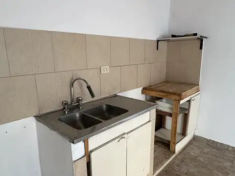 Departamento en Alquiler en Temperley, $ 350.000