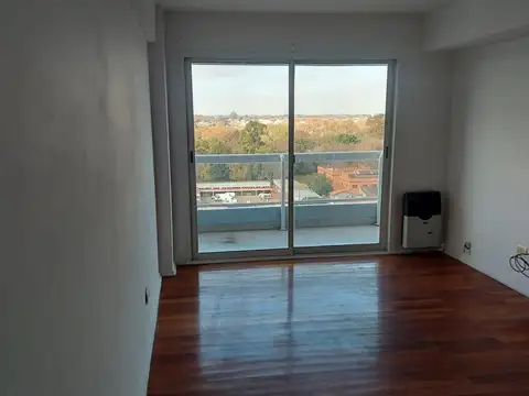 ALQUILER - Departamento de 2 Amb. en Beccar con Balcón y Amenities. Beccar
