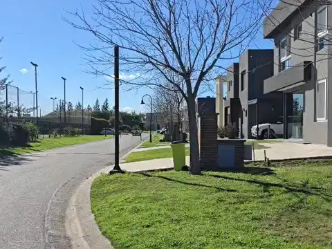 Barrio Las Tipas, Sarmiento  al 3800, Nordelta