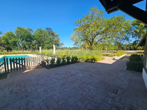 Terreno en Venta en La Lonja, USD 125.000