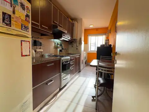 Departamento 4 ambientes con 2 baños