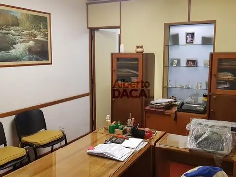 Oficina en Alquiler en La Plata, $ 300.000