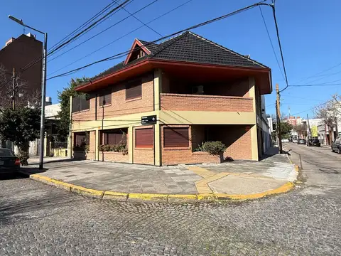 Asunción  al 5100 en devoto