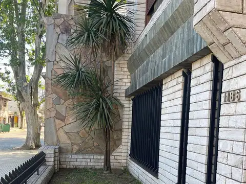 Olegario Victor Andrade 1100