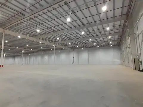 Nave Industrial a ESTRENAR cercano a Buen Ayre y Acceso Oeste
