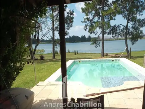 Casa en el Cerro con costa al Lago Salto Grande