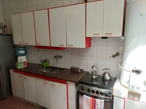 Casa de pasillo en venta Rosario - Barrio Matheu
