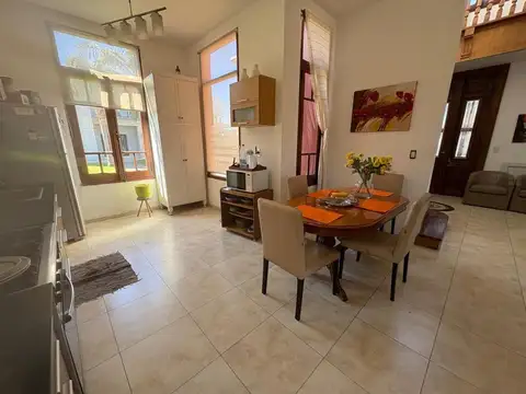 CASA EN VENTA, 4 AMBIENTES, BARRIO PRIVADO ALTOS DEL SOL.