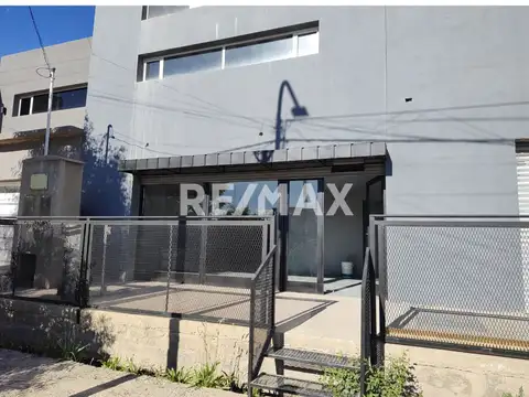 Hipólito Yrigoyen 100