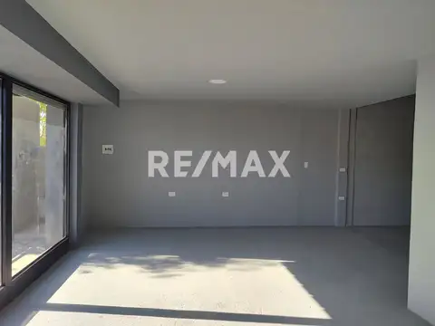 Alquiler Local Comercial General Fernández Oro