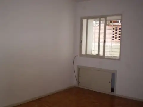 Departamento en Alquiler en Almagro, $ 650.000