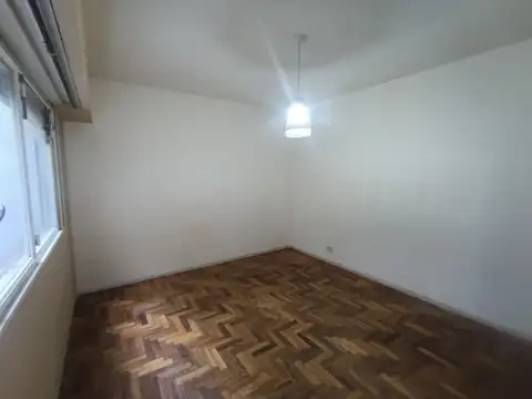 Departamento en Alquiler en Cid Campeador, $ 400.000