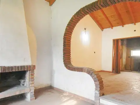 Casa 5 ambientes con 3 baños