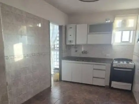 Departamento en Alquiler en Flores, $ 1.100.000
