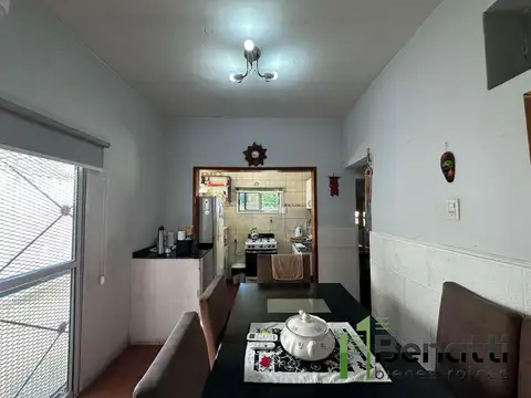 Depto Tipo Casa en Venta con 2 cocheras
