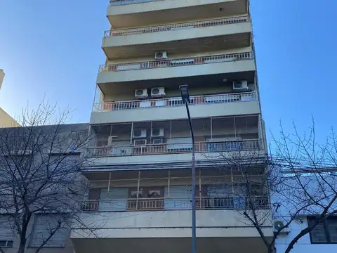 Departamento en alquiler en Abasto con Cochera