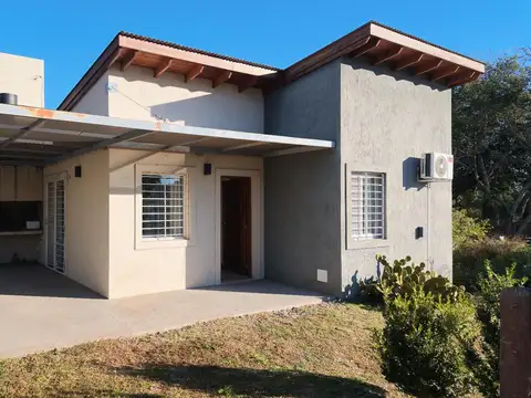 Casa Con Pileta En Venta Barrio Golden Hill Merlo San Luis