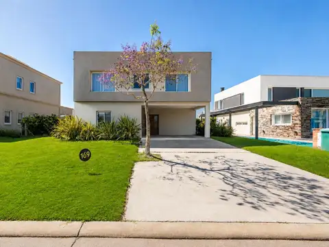 Casa Alquiler Barrio Vistas,Puertos del Lago Escobar.  3 Dormitorios, Escritorio, Pileta. GBA Norte