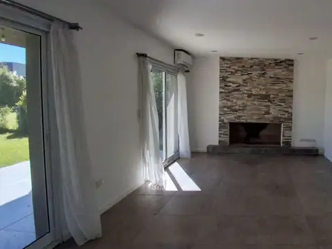 Casa Monoambiente con 3 baños