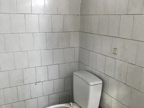 Galpon en Venta 25  mts Fondo