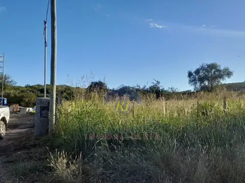 LOTE EN VILLA DEL DIQUE