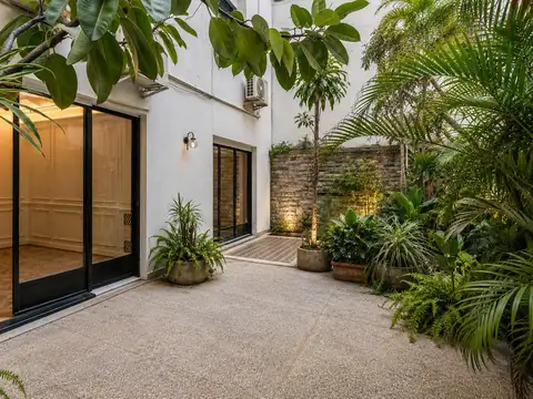 Venta Departamento Tipo Casa 6 Ambientes con Gran Terraza Propia
