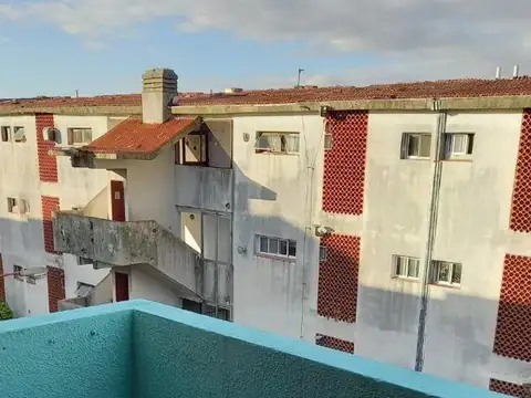 Departamento en Venta en Ezpeleta Este, USD 30.000