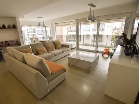 VENTA DEPARTAMENTO TRES DORMITORIOS CENTRO RIO