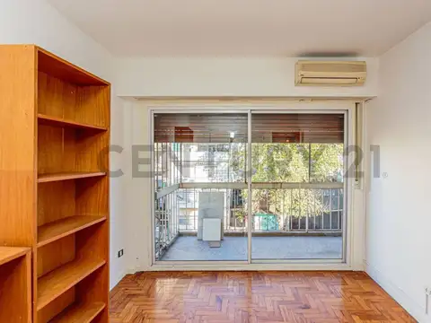 Departamento en Venta en Villa General Mitre, USD 135.000