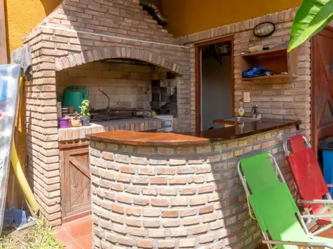 Casa en Venta en Republica De La Sexta, USD 240.000
