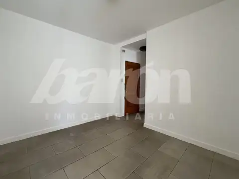 Departamento en Alquiler en Lomas de Zamora, $ 700.000