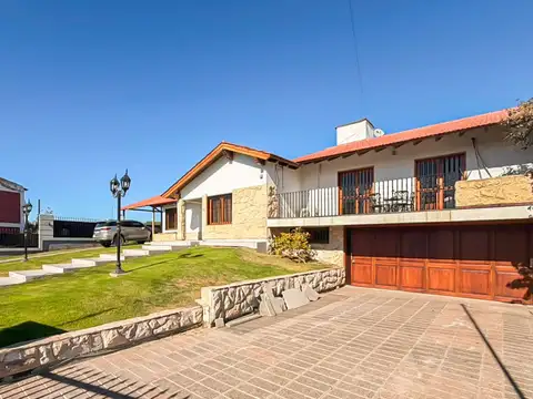 Buenos Vecinos 7600
