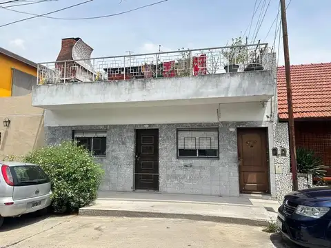Ph 3 ambientes al frente entrada independiente en PB