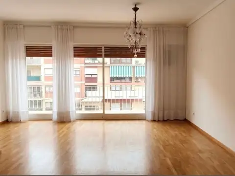 Departamento venta 4 ambientes con dep. Belgrano R