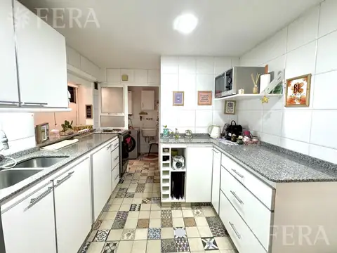 Departamento 3 ambientes con 2 baños