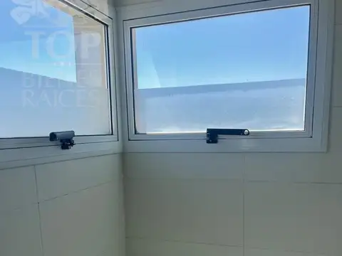 Casa en Alquiler de 4 dormitorios