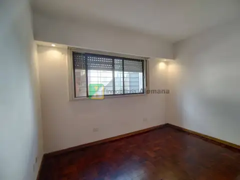 Depto Tipo Casa en Alquiler 26 años