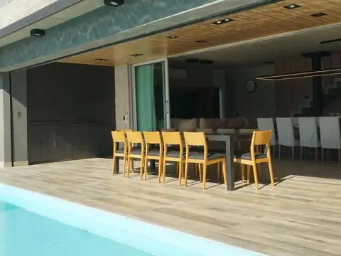 Casa en Venta en Los Molinos, USD 1.400.000