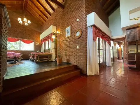 VENTA CASA 5 AMB C/PILETA COUNTRY CLUB EL PARAISO