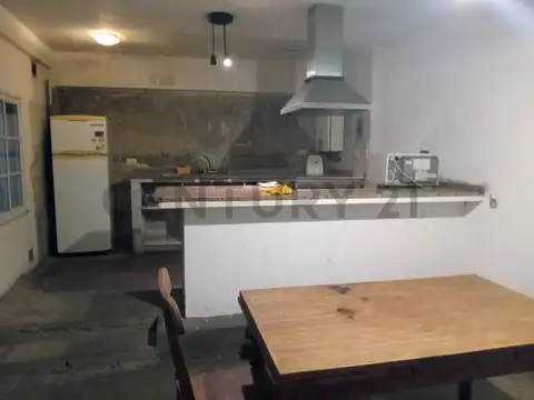 VENTA DE EDIFICIO DE 390 M2 PARA DESARROLLO EN BARRACAS