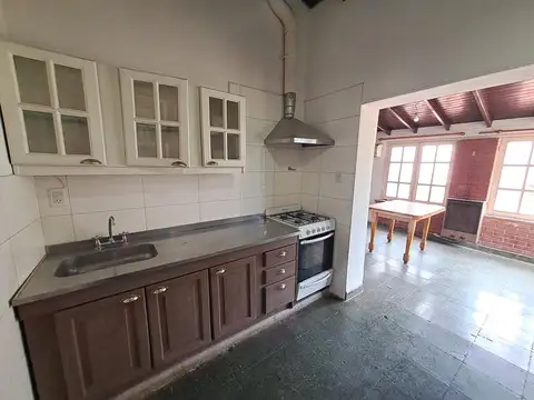 Casa en Venta en Coronel Dorrego, USD 90.000